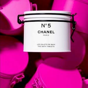Chanel N°5 Factory Bath Tablets